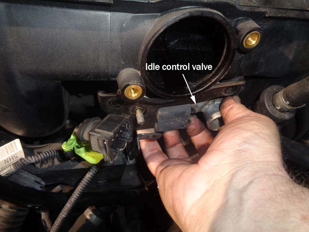 See U1026 repair manual